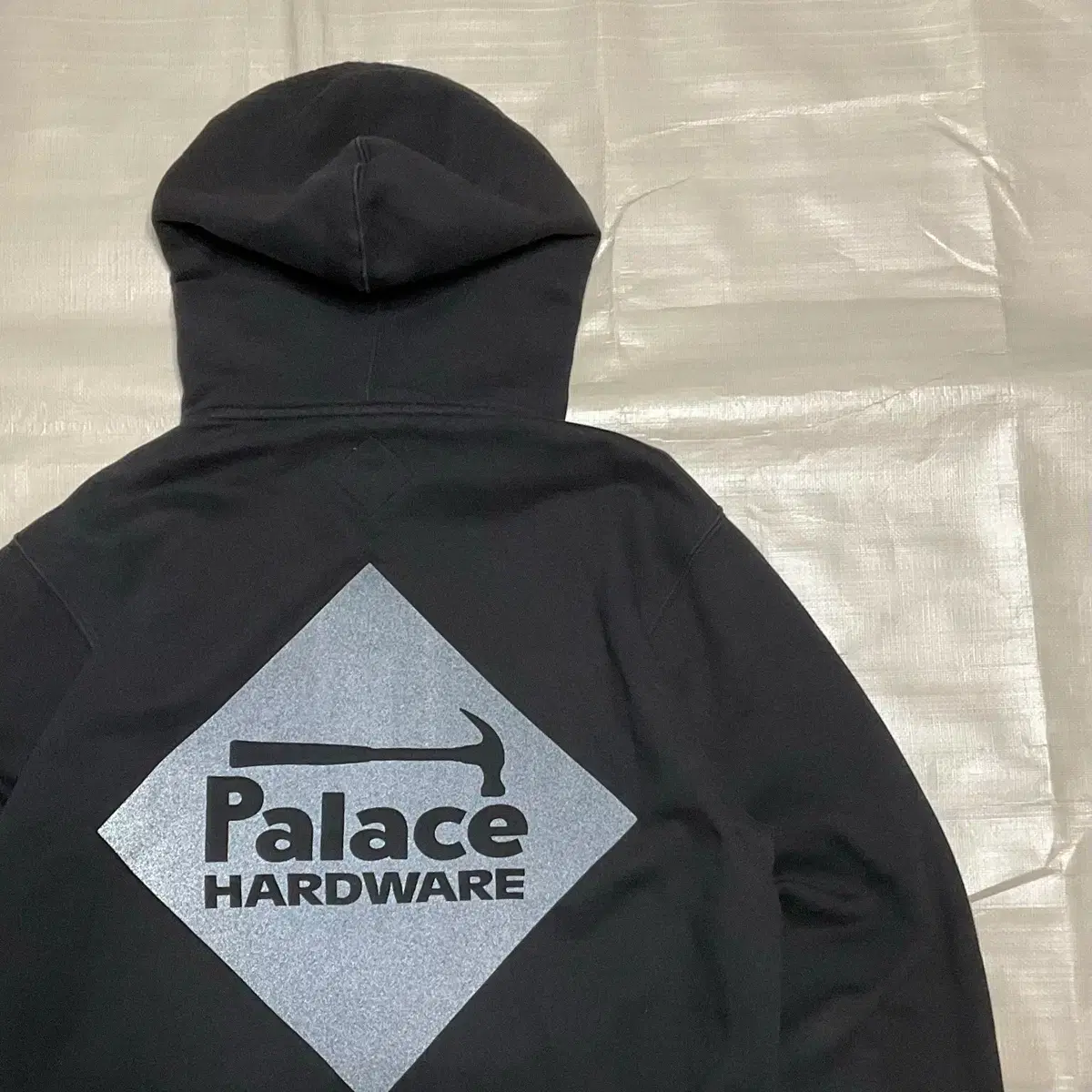 トップス PALACE NIKE TRI SWOOSH HOOD CHARCOAL Palace x Nike Tri Swoosh T-Shirt Charcoal Men's - FW25 - US